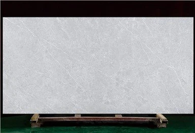 Kċina tal-Countertop tal-kwarz griż ċar