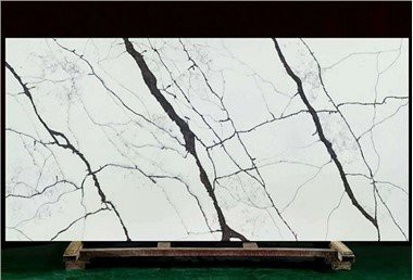 Ċangatura tal-kwarz abjad solida