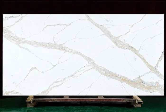 Kwarz Abjad Bil-Countertops tad-Deheb