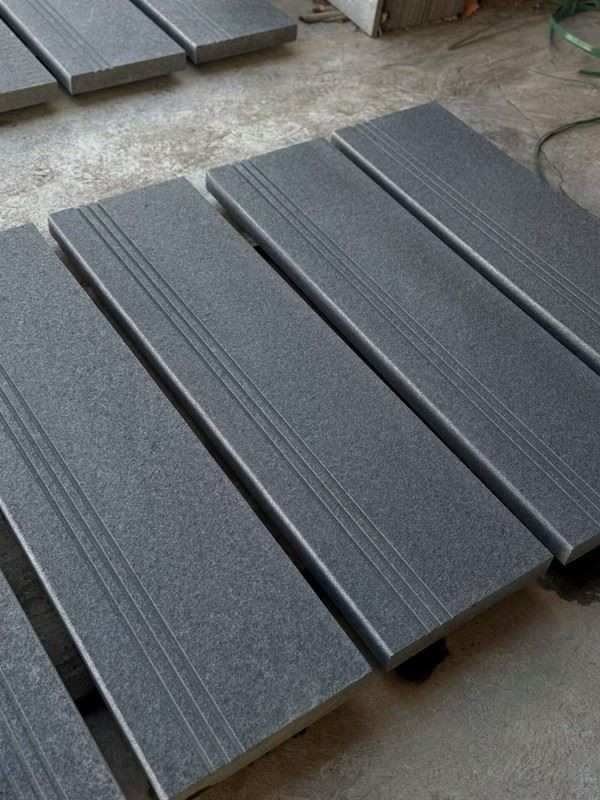 Black Granite Outdoor Step block