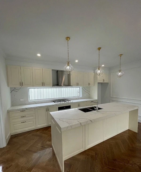 Calacatta Laza Quartz Kitchen Tops