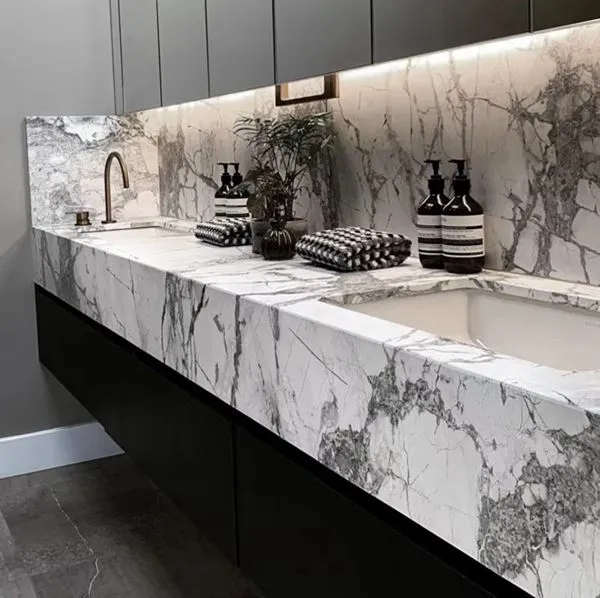 Irħam griż inviżibbli