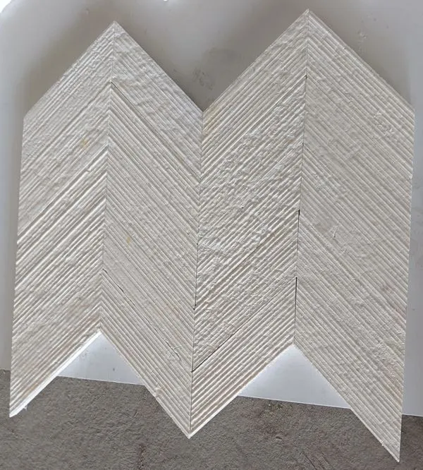 Madum tal-ħajt Chevron tal-ġebel tal-ġir