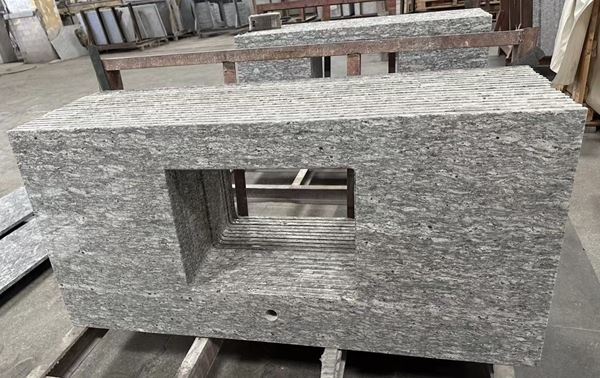 Qamar White Granit Countertops
