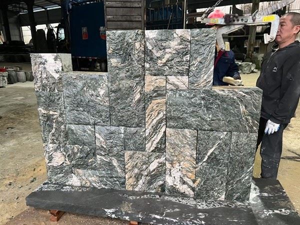 Onyx Stone Walls