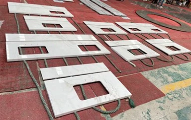 Countertops tal-vanity tal-kamra tal-banju tal-irħam abjad